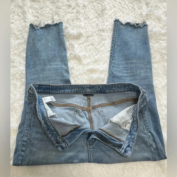 American Eagle | Ne(x)t Level Stretch | Super Hi-Rise Jegging Crop - Picture 5 of 6